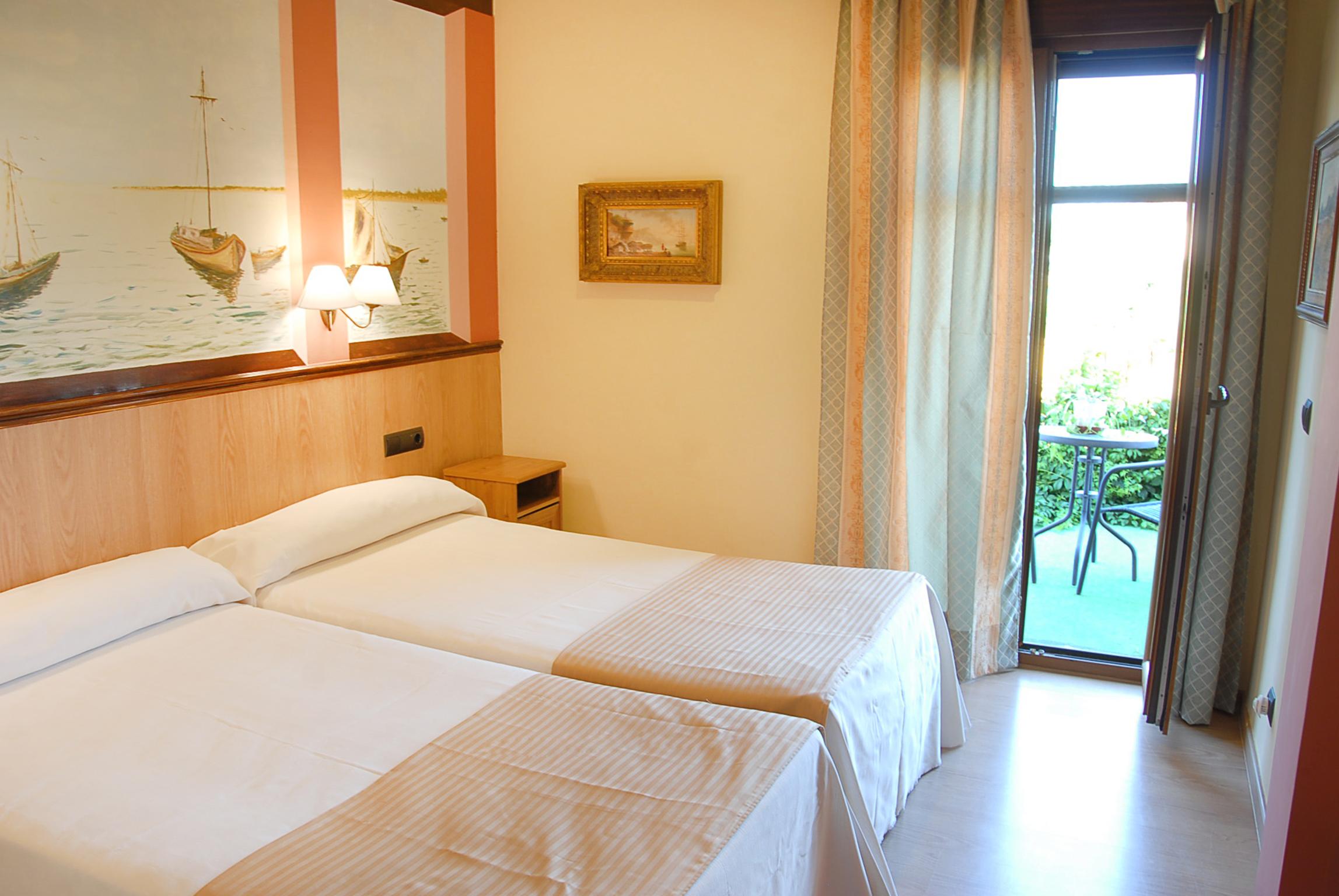 Hotel Pinomar 엘푸에르토데산타마리아 외부 사진