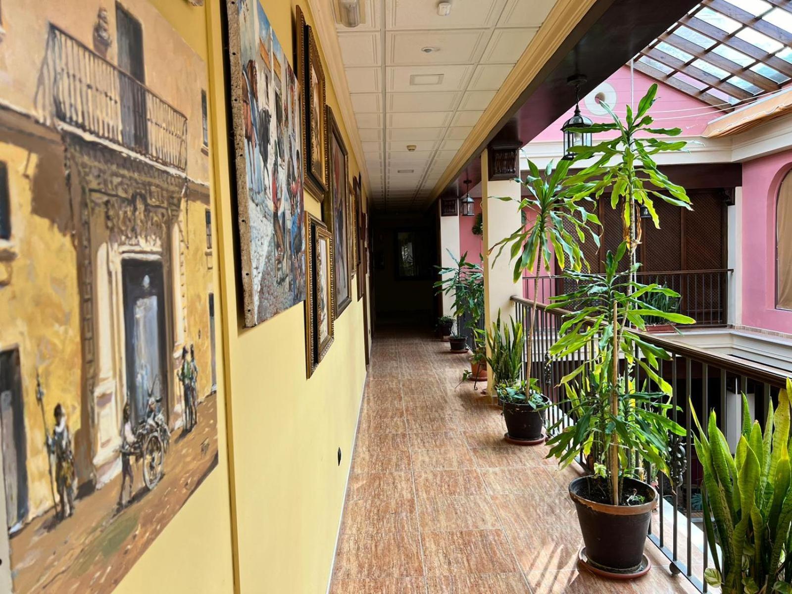 Hotel Pinomar 엘푸에르토데산타마리아 외부 사진